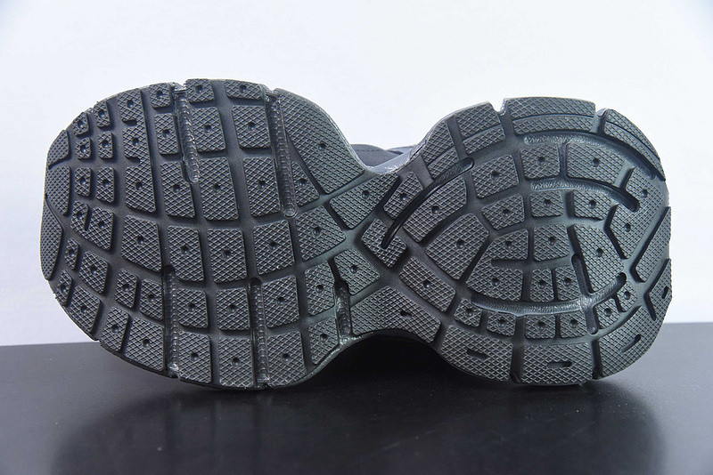 BC XL Sneakers