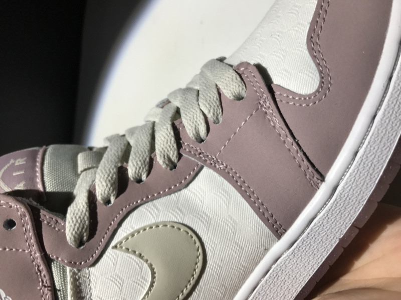 AIR JORDAN 1 RETRO HIGH GG 