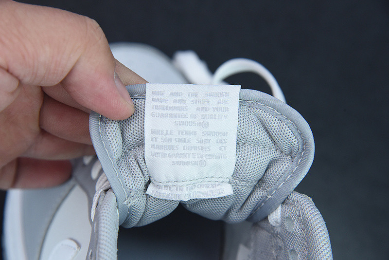 NIKE SB DUNK LOW GREY WHITE DJ6188-001