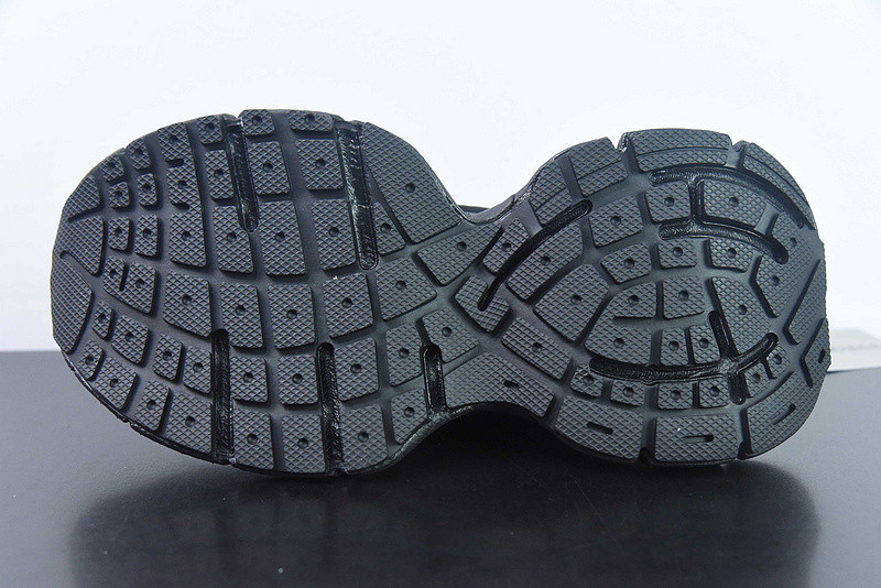 BC 3XL SNEAKER