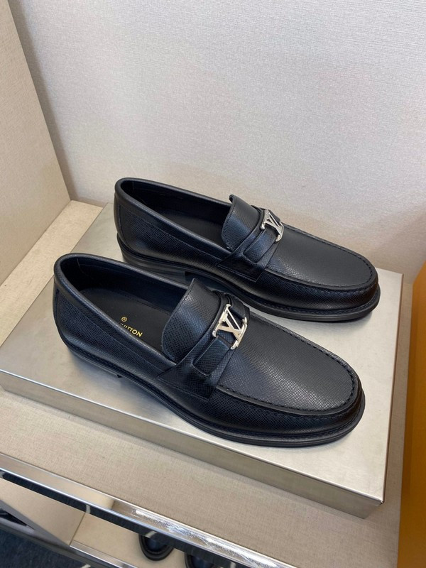 LVT shoes