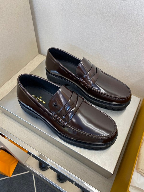 LVT shoes