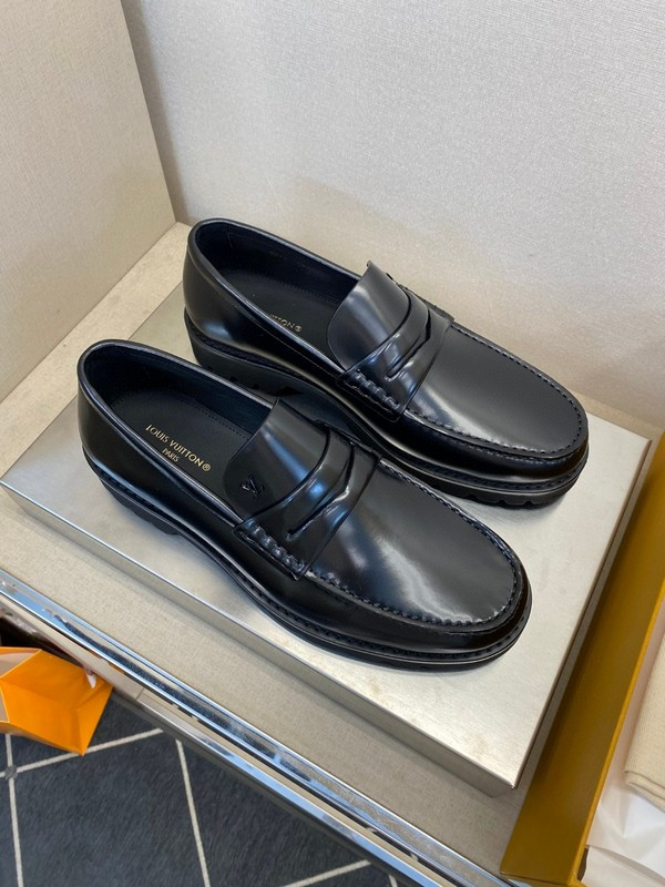 LVT shoes