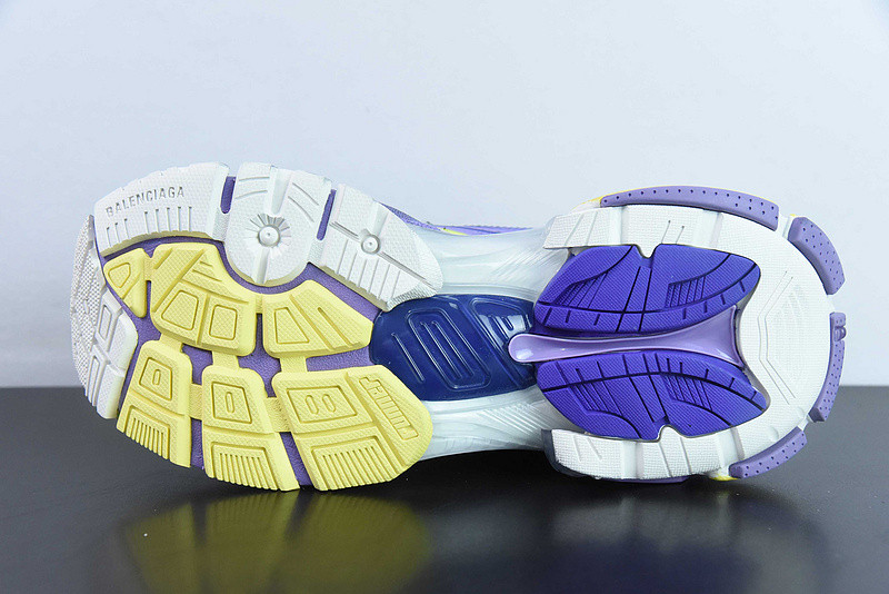 Ba*len*cia*ga runner sneaker