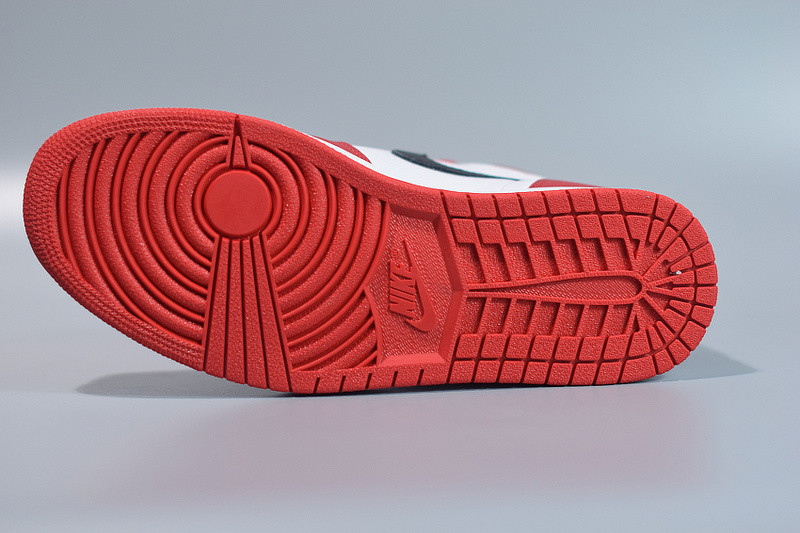 AIR JORDAN 1 RETRO HIGH OG NRG "HOMAGE TO HOME" 861428-061