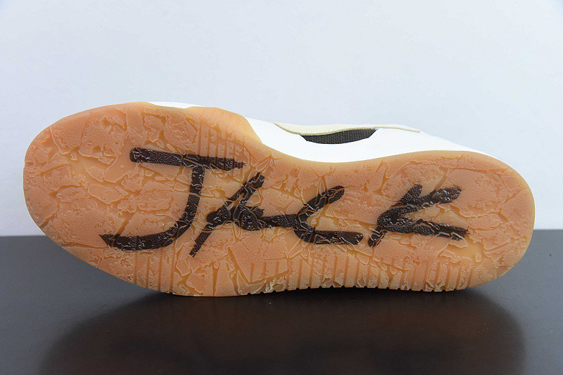 TRAVIS SCOTT X JORDAN JUMPMAN JACK “SAIL” FZ8117-100