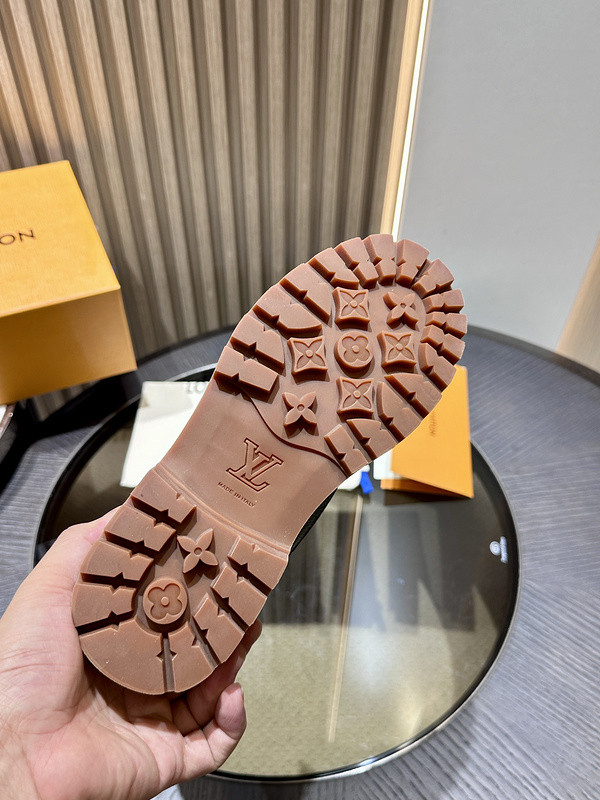 LVT BOOTS