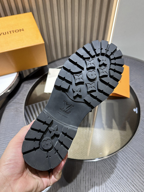 LVT BOOTS