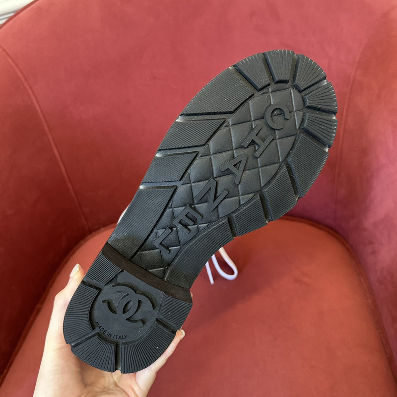 Ch*el sneaker