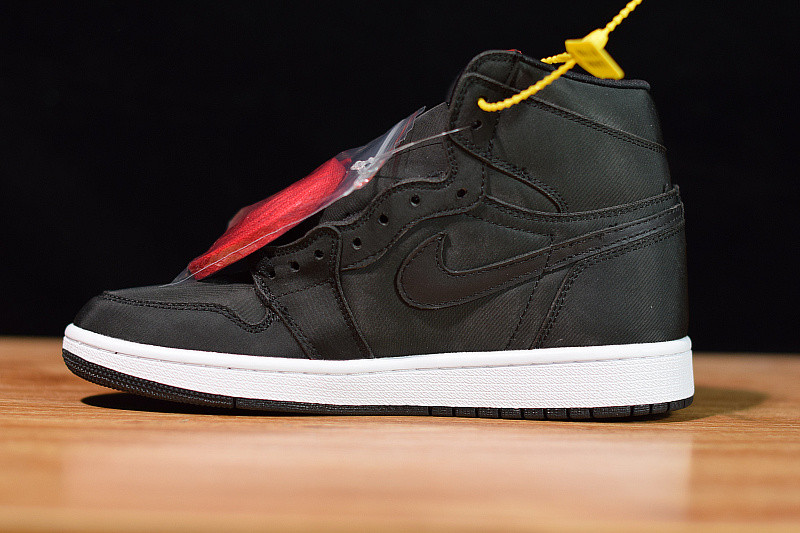 AIR JORDAN 1 RETRO HIGH PARIS SAINT GERMAIN AR3254-001