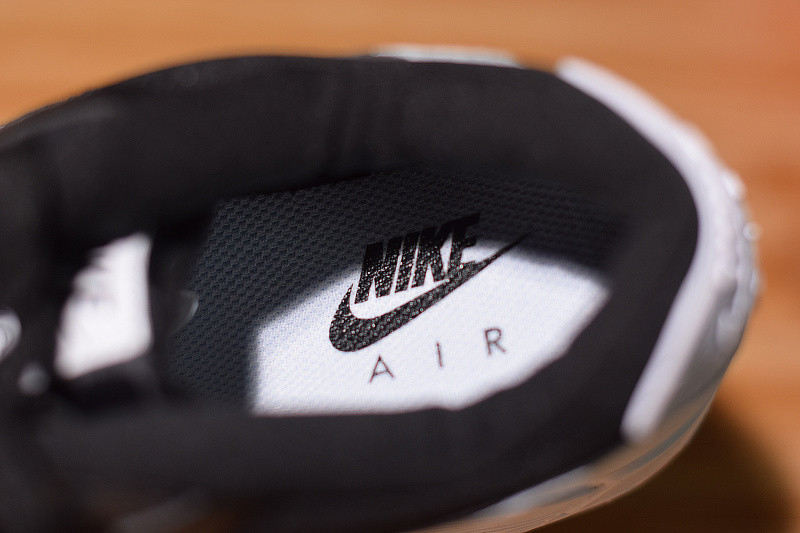 NIKE AIR MAX 90 OREO 537384-082