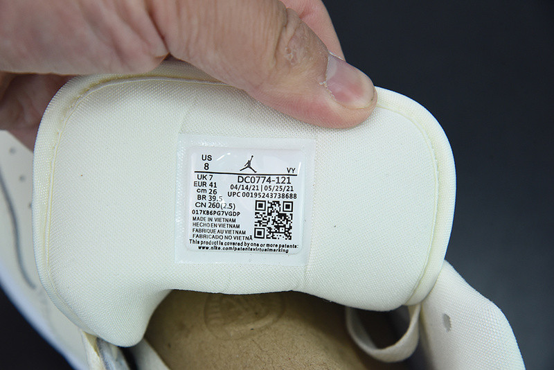 WMNS AIR JORDAN 1 LOW