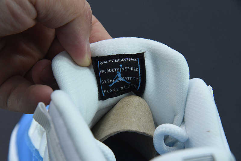 AIR JORDAN 11 RETRO LOW "CAROLINA 2017 RELEASE" 528895-106