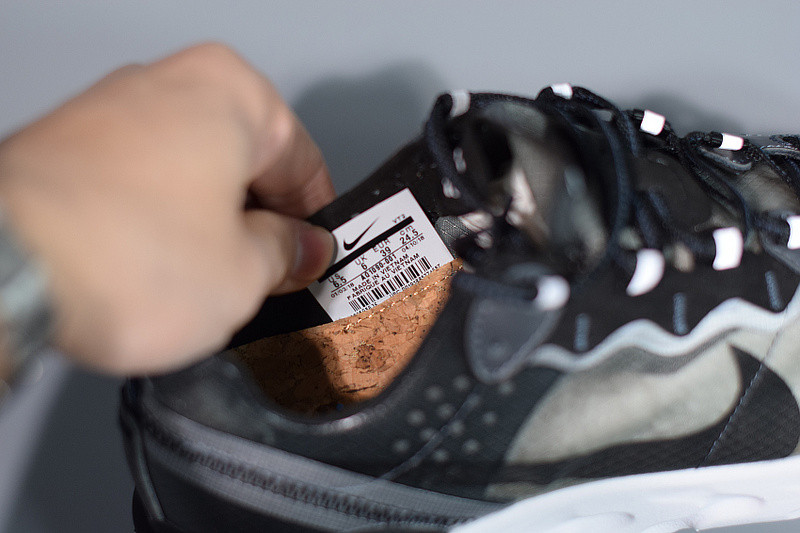NIKE REACT ELEMENT 87