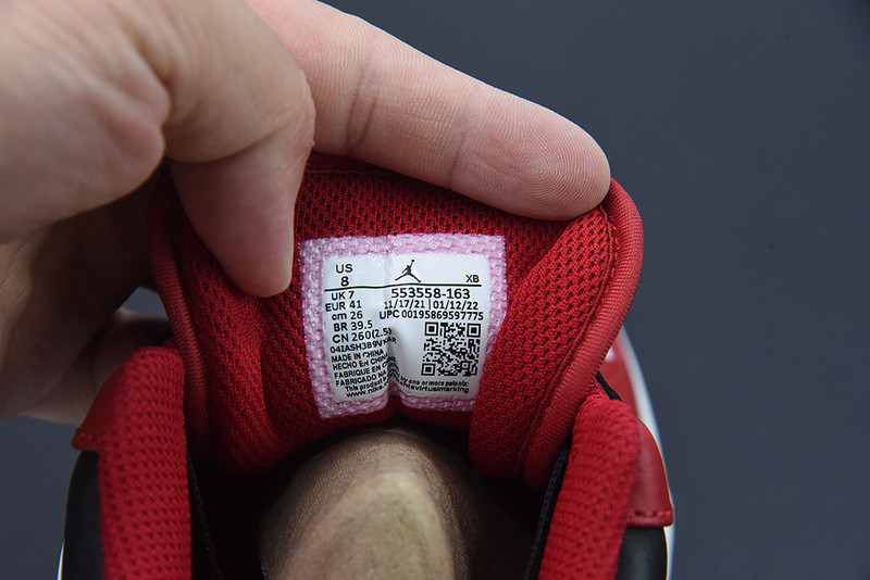 AIR JORDAN 1 LOW BULLS 553558-163