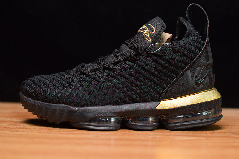 NIKE LEBRON 16 DRESSED FOR A KING BQ5970-007