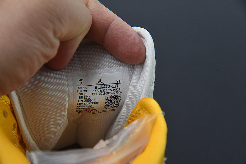 Air Jordan 1 Mid “University Gold” BQ6472-117