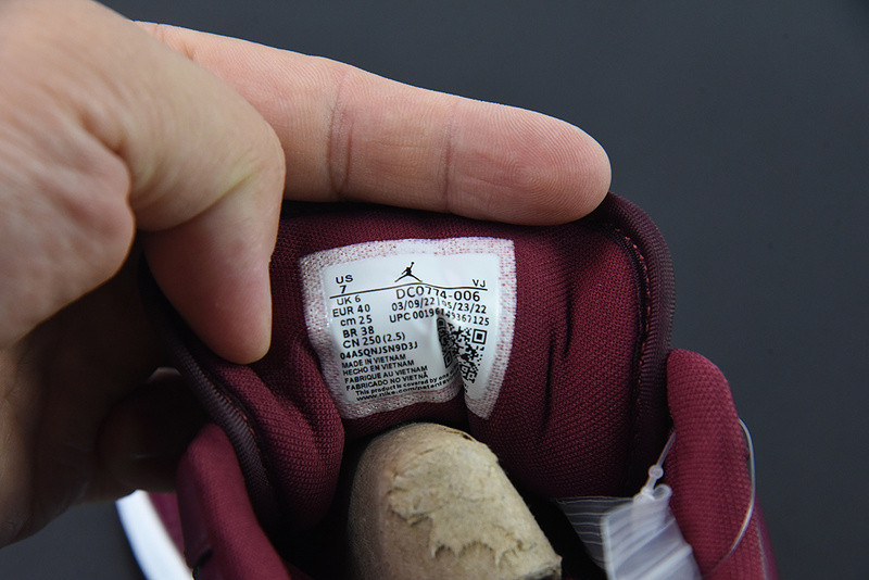 Air Jordan 1 Low Siren Red DC0774-600