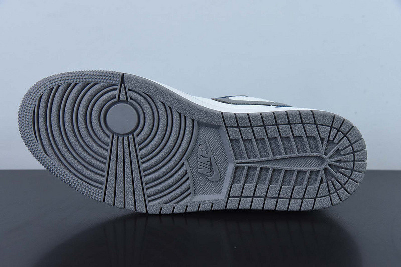 Air Jordan 1 Low “True Blue” 553558-412