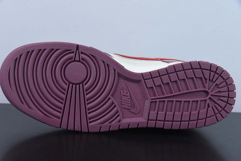 Otomo Katsuhiro x NIKE SB Dunk Low "Steamboy OST" DA8863-082