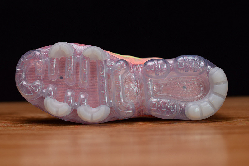 AIR VAPORMAX 2019 ARRIVES IN “PINK TINT” AR6632-602