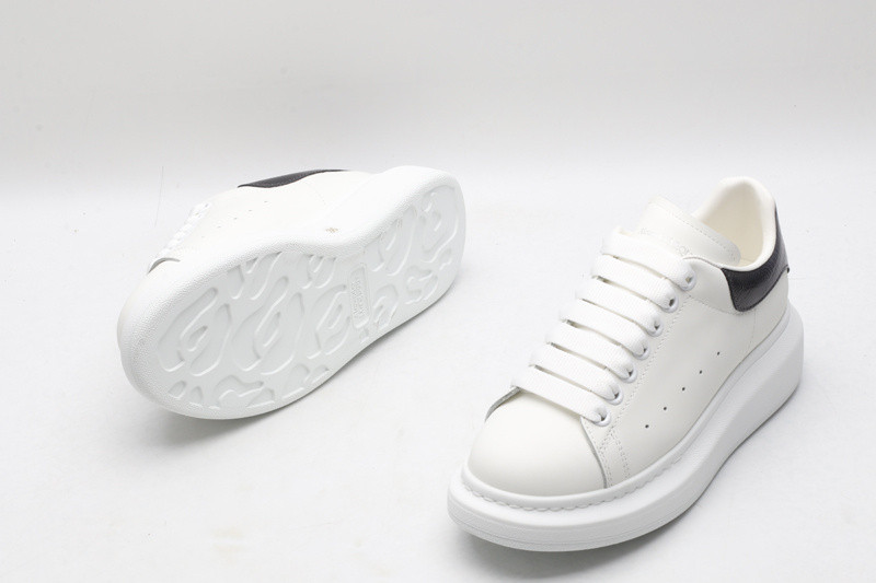 AlexER McEEN SNEAKERS