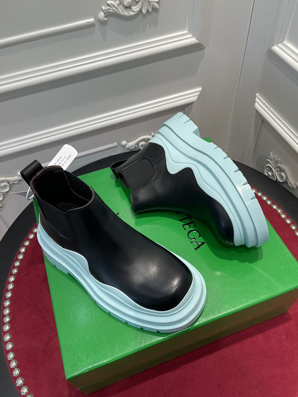 BOTTEGA VENETA SNEAKER