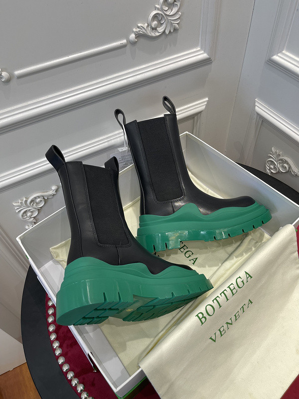 BOTTEGA VENETA SNEAKER