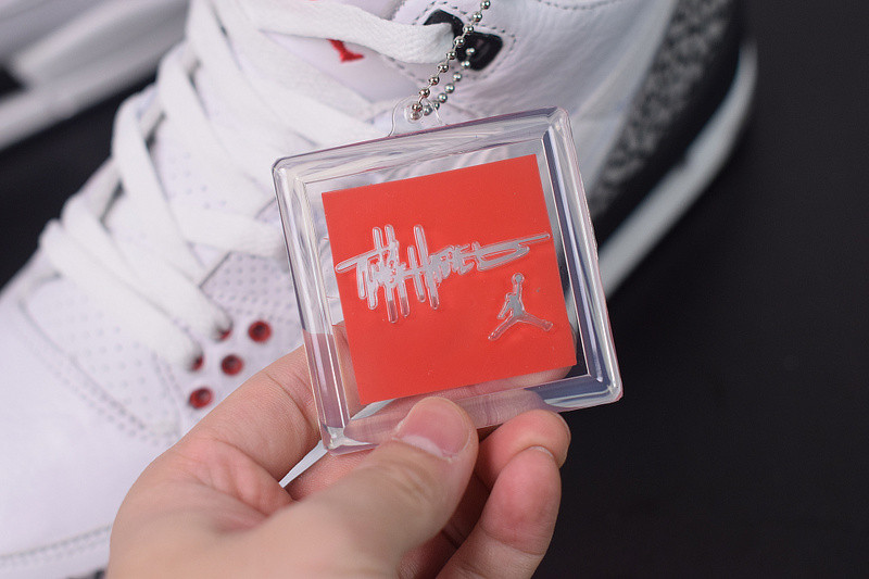 AIR JORDAN 3 RETRO JTH NRG "JTH" AV6683-160