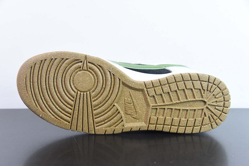 NiKe DUNK SB LOW DO9457-124