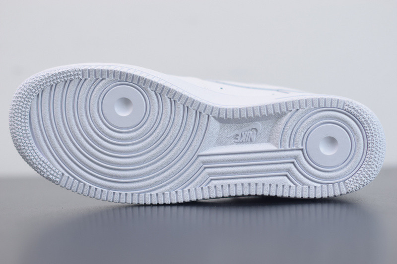 NIKE AIR FORCE 1 LOW WHITE 315122-112