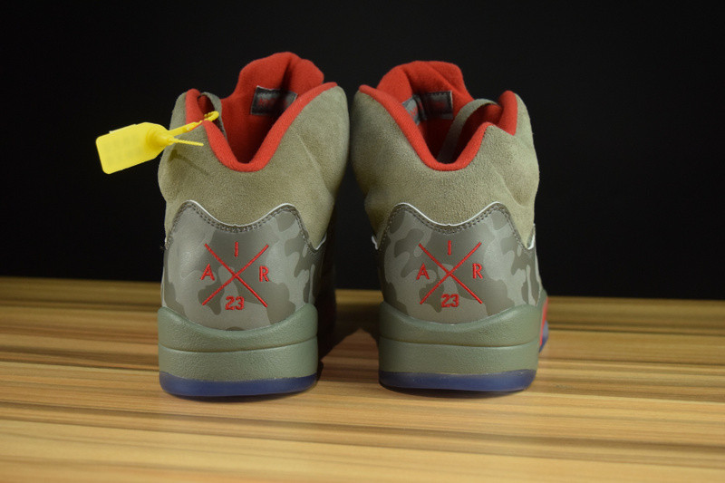 AIR JORDAN 5 RETRO 136027-051