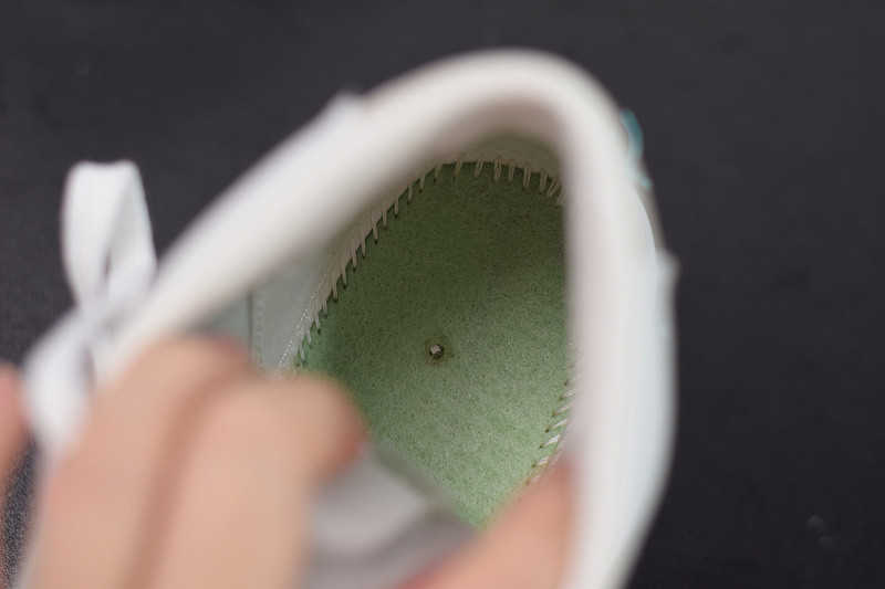 NIKE SB ZOOM BLAZER MID EDGE CI3833-101