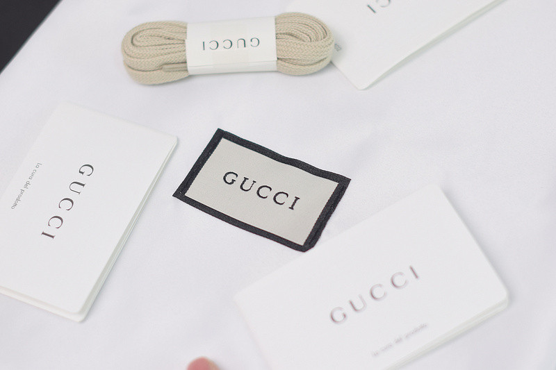 G*u*i ace embroidered low-top sneaker