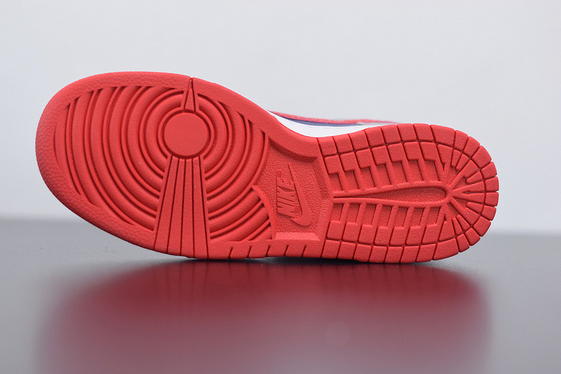 NIKE SB DUNK LOW “SAMBA” CZ2667-400