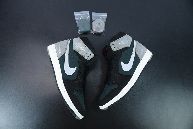 AIR JORDAN 1 ELEMENT GORE-TEX 