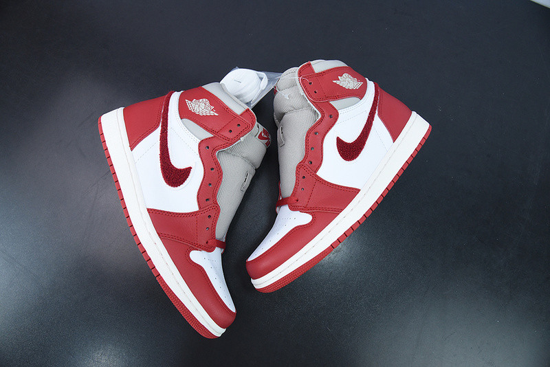 AIR JORDAN 1 HIGH OG “NEWSTALGIA” DJ4891-061