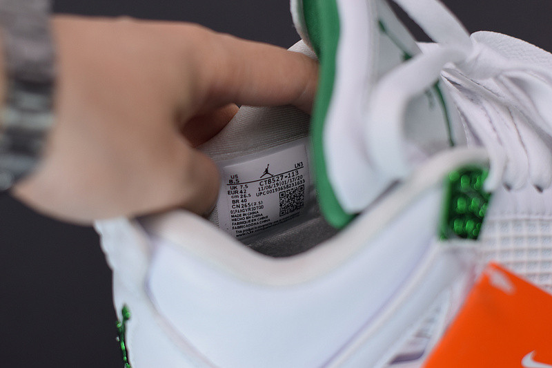AIR JORDAN 4 “GREEN METALLIC”  CT8527-113