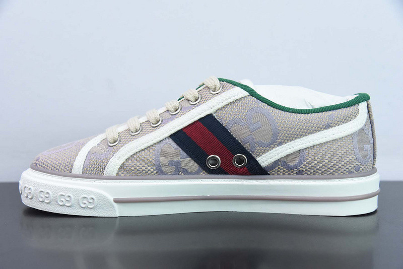 G*u*i sneaker