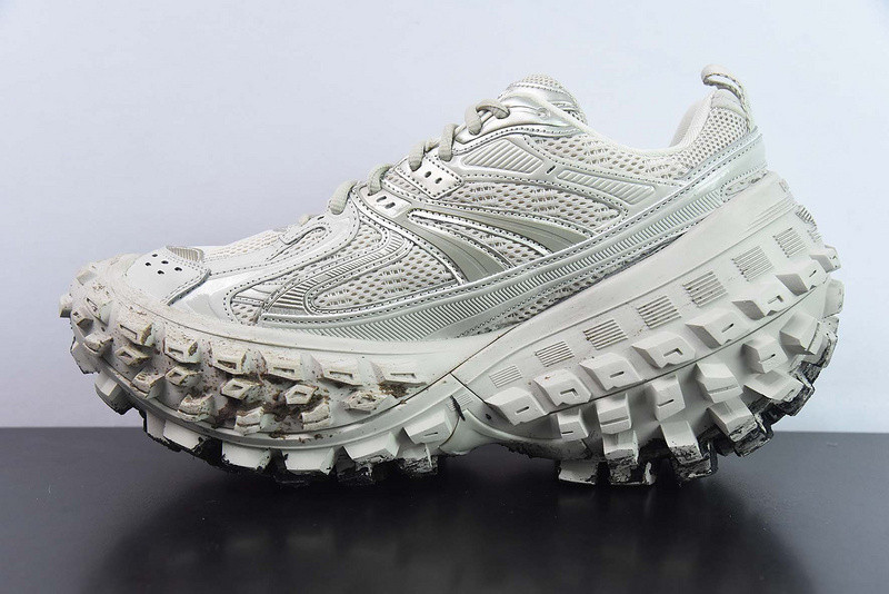 BC DEFENDER RUBBER PLATFORM SNEAKERS