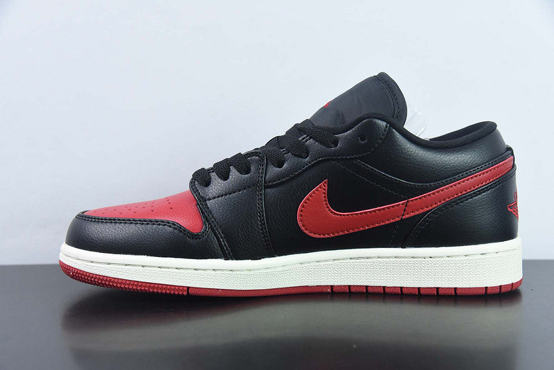 Air Jordan 1 Low Bred Sail WMNS DC0774-061