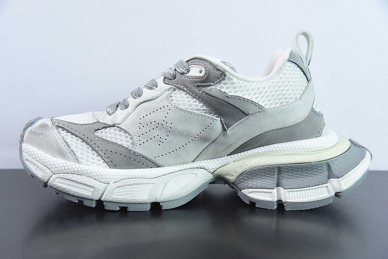 BC XL Sneakers