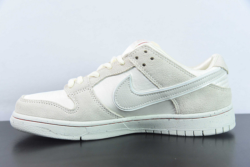 Nike SB Dunk Low Valentine