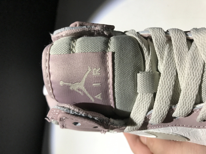 AIR JORDAN 1 RETRO HIGH GG 