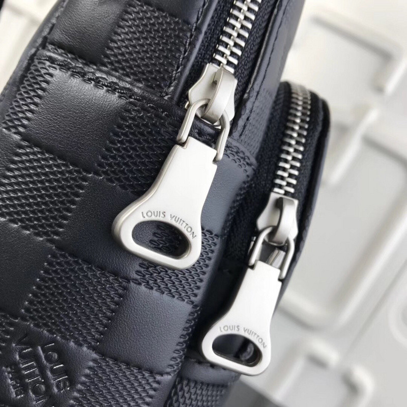 LVT PURSE