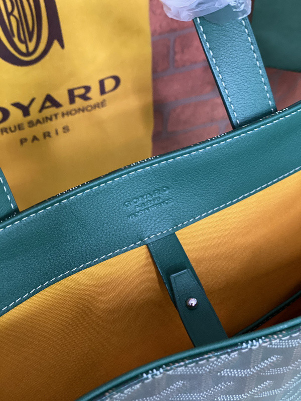 Go*ard purse
