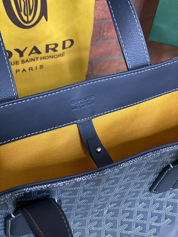 Go*ard purse