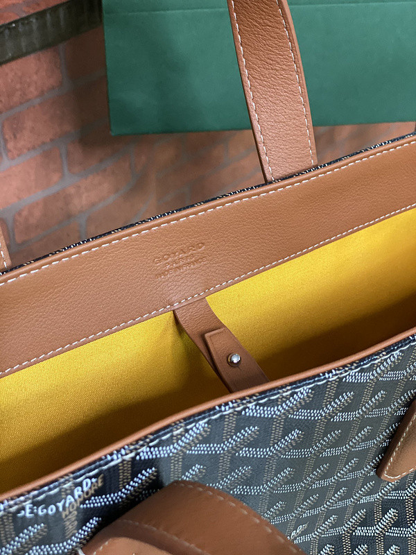 Go*ard purse