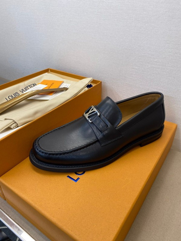 LVT shoes