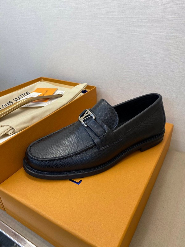 LVT shoes